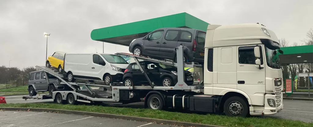 multi-vehicle transport in the UK